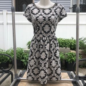 Gray and White Floral Pattern Dress